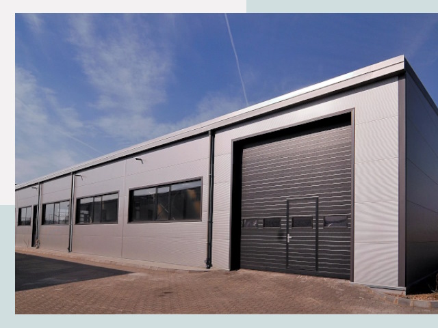 Быстровозводимые склады от СтальСтрой-Кбш по цене 622 руб.